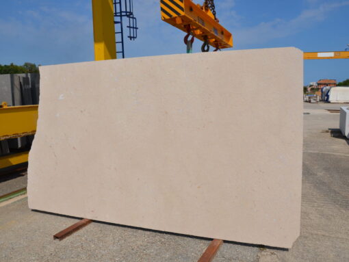 Lastra di Niva Beige cm. 3 fiammato: NOBE 036