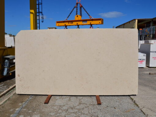 Lastre di Nova Beige levigato: NOBE 040