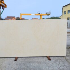 Lastra di Nova Beige levigato: NOBE 044