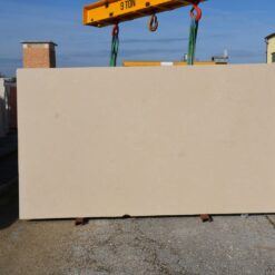 Lastra di Nova Beige cm. 3 levigato: NOBE 052